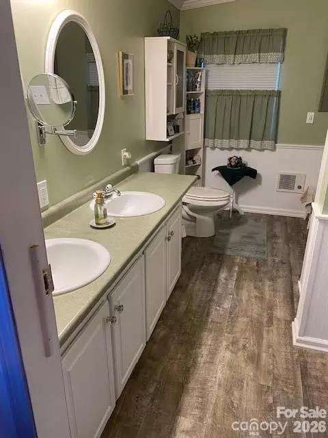 Bath - 114 Ashford Dr, Olin, NC 28660 photo 1 of 3