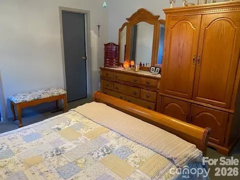 Bedroom - 114 Ashford Dr, Olin, NC 28660 photo 3 of 3