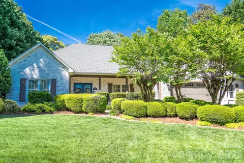 8247 Camelia Ln, Denver, NC 28037