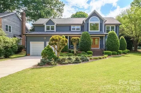 12504 Cliffcreek Dr, Huntersville, NC 28078