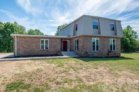 2765 S Lafayette St, Shelby, NC 28152