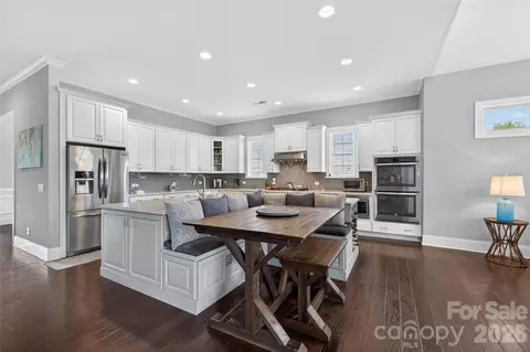 Kitchen - 2166 Stratton Pl, Fort Mill, SC 29708 photo 4 of 5