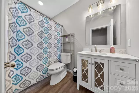 Bath - 2166 Stratton Pl, Fort Mill, SC 29708 photo 5 of 5