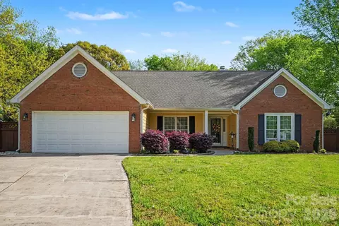 12201 Windus Ct, Charlotte, NC 28273