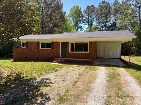 2155 Airdale Rd, Lancaster, SC 29720