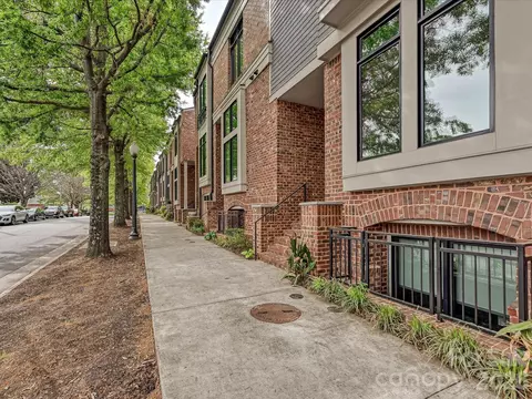 432 E 33rd St, Charlotte, NC 28205