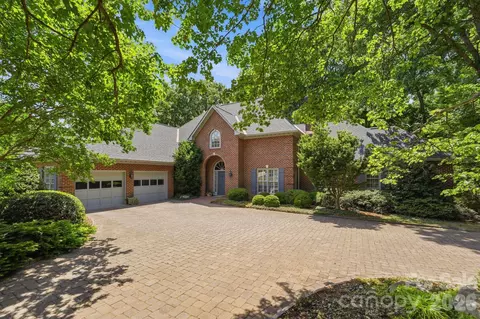 4145 Moorland Dr, Charlotte, NC 28226