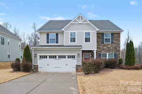 10474 Black Locust Ln, Charlotte, NC 28215