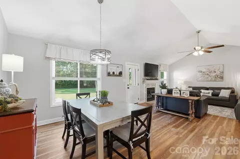Dining - 723 Pinehaven Cir, Clover, SC 29710 photo 1 of 2