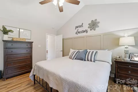 Bedroom - 723 Pinehaven Cir, Clover, SC 29710 photo 7 of 10