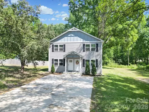 Carpenter Street, Lincolnton, NC 28092