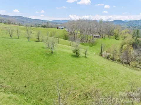 80 Gobblers Knob Dr, Clyde, NC 28721 photo 13