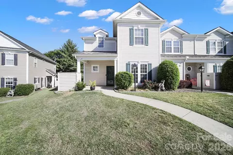 14721 Lions Pride Ct, Charlotte, NC 28273