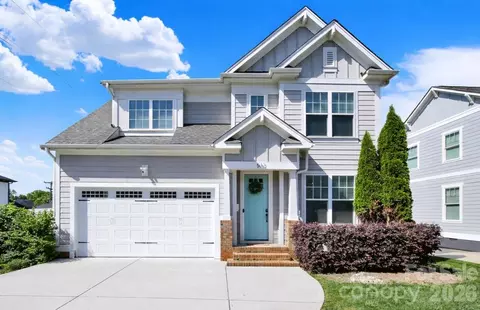 532 Melbourne Ct, Charlotte, NC 28209