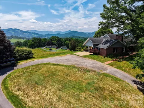 Exterior - 80 Gobblers Knob Dr, Clyde, NC 28721 photo 5 of 6
