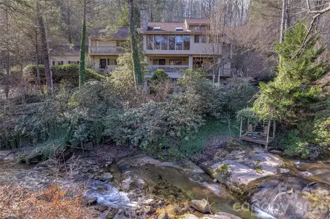 171 Fairway Dr, Lake Lure, NC 28746