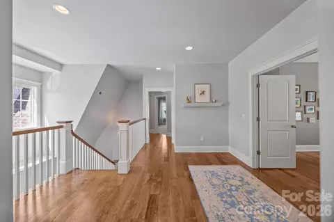 Entry Way - 20727 Pointe Regatta Dr, Cornelius, NC 28031 photo 3 of 3