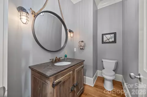 Bath - 20727 Pointe Regatta Dr, Cornelius, NC 28031 photo 2 of 9