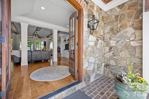 Entry Way - 20727 Pointe Regatta Dr, Cornelius, NC 28031 photo 1 of 3