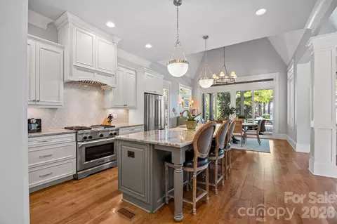 Kitchen - 20727 Pointe Regatta Dr, Cornelius, NC 28031 photo 5 of 6