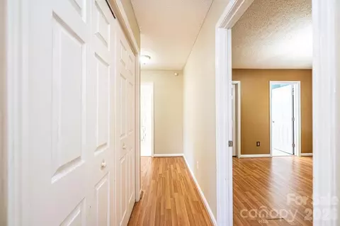 Entry Way - 2000 Summerfield Cir, Conover, NC 28613 photo 1 of 1