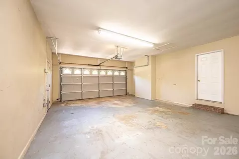 Other - 2000 Summerfield Cir, Conover, NC 28613 photo 5 of 5