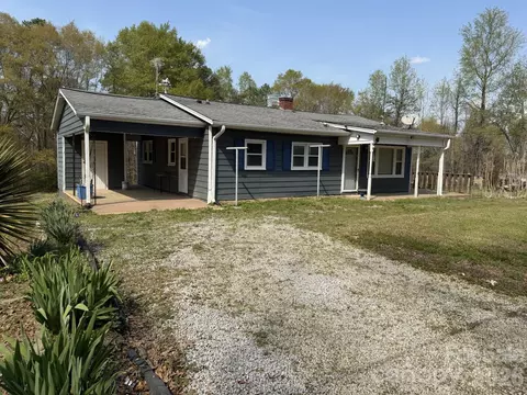 183 Pebble Dr, Mooresboro, NC 28114