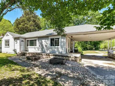 154 Lancaster St, Chester, SC 29706