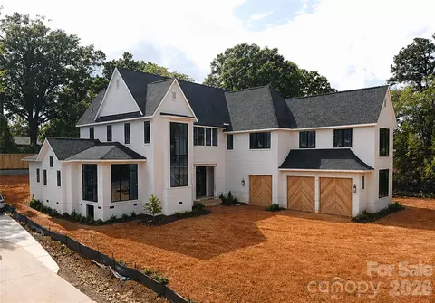 5622 Timber Ln, Charlotte, NC 28270