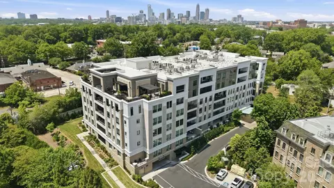 130 Cherokee 406 Rd #406, Charlotte, NC 28207