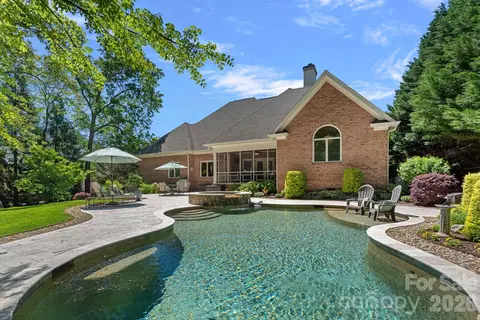 13621 Robert Walker Dr, Davidson, NC 28036 photo 37