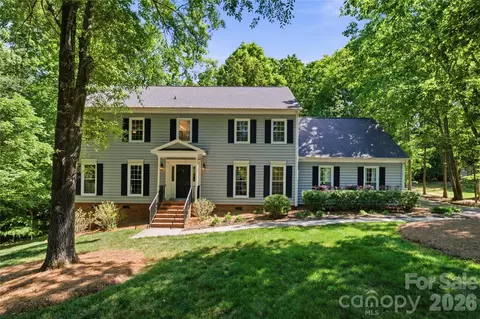 6200 Gold Wagon Ln, Mint Hill, NC 28227
