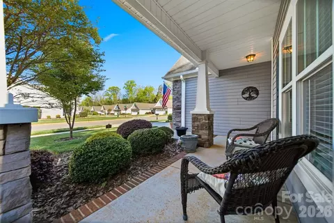 Exterior - 453 Pepperstone Dr, Salisbury, NC 28146 photo 2 of 7