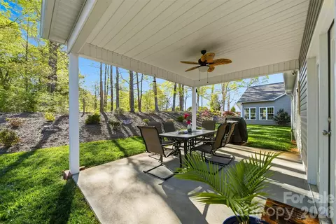 Exterior - 453 Pepperstone Dr, Salisbury, NC 28146 photo 3 of 7