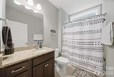 Bath - 453 Pepperstone Dr, Salisbury, NC 28146 photo 2 of 2