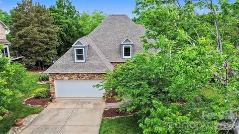 Exterior - 517 Cranborne Chase, Fort Mill, SC 29708 photo 10 of 10