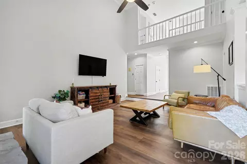 Living - 517 Cranborne Chase, Fort Mill, SC 29708 photo 3 of 3