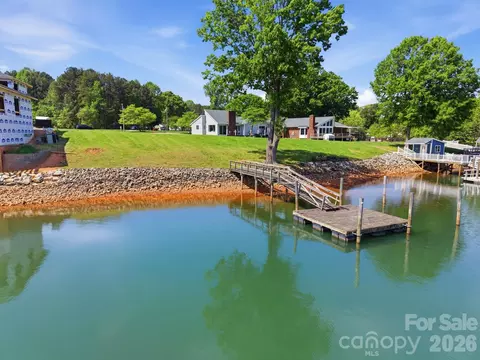 0000 Lucky Creek Ln, Denver, NC 28037
