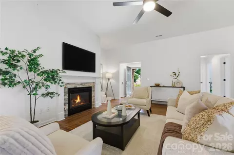 772 Monticello Dr, Fort Mill, SC 29708