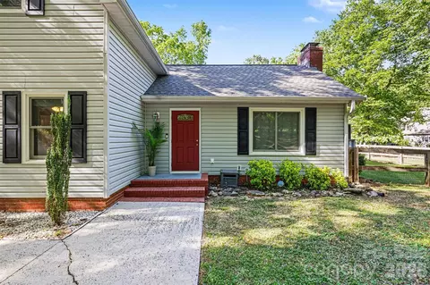 Exterior - 5114 Crow Rd, Monroe, NC 28112 photo 5 of 6