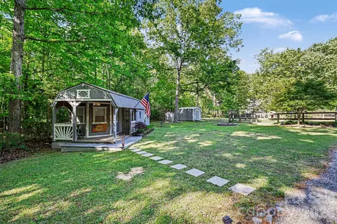 Exterior - 5114 Crow Rd, Monroe, NC 28112 photo 2 of 6