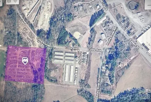 208 S Coble Ave, Oakboro, NC 28129