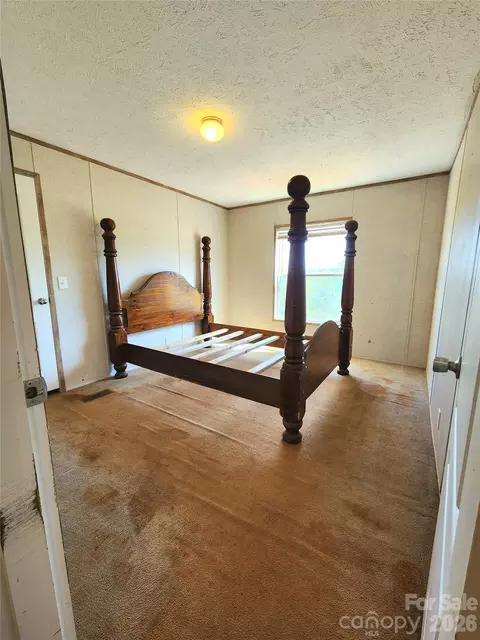 Bedroom - 400 Mac Dr, Marion, NC 28752 photo 2 of 4