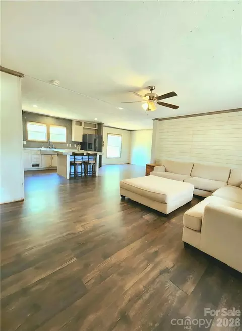 Living - 400 Mac Dr, Marion, NC 28752 photo 1 of 3