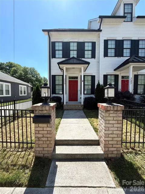 229 W G St, Kannapolis, NC 28081