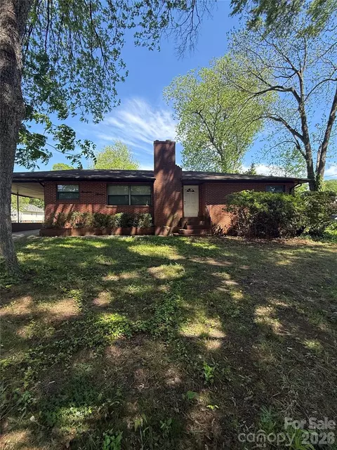 1913 S Main St, Kannapolis, NC 28081