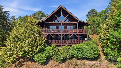 3918 Skyline Dr, Morganton, NC 28655