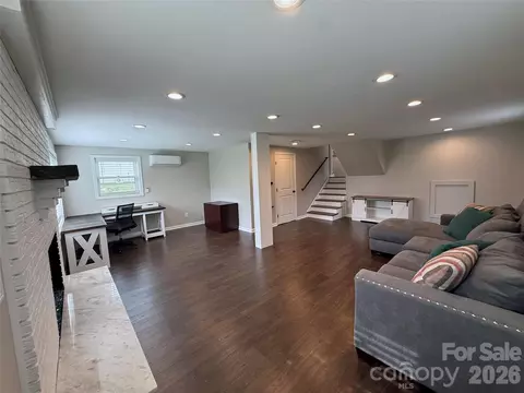 Living - 2555 Belshire Dr, Conover, NC 28613 photo 4 of 4