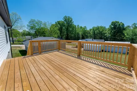 Exterior - 501 Snow St, Kannapolis, NC 28081 photo 3 of 5