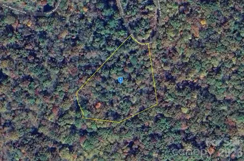 111 Pilot Mountain Vis, Cullowhee, NC 28723